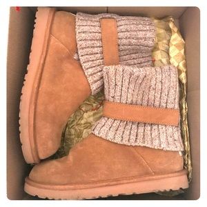 Size 10 Uggs Cambridge Boots (Fairly New)